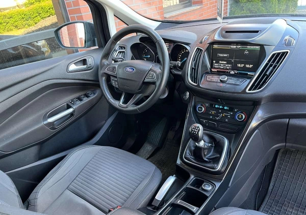 Ford C-MAX cena 38500 przebieg: 107000, rok produkcji 2015 z Pionki małe 301